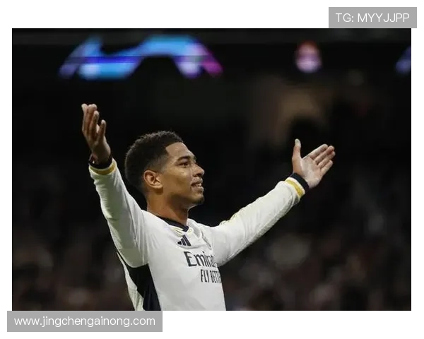 贝林厄姆：有次比赛我弟双响，安帅调侃说要把他买来顶替我